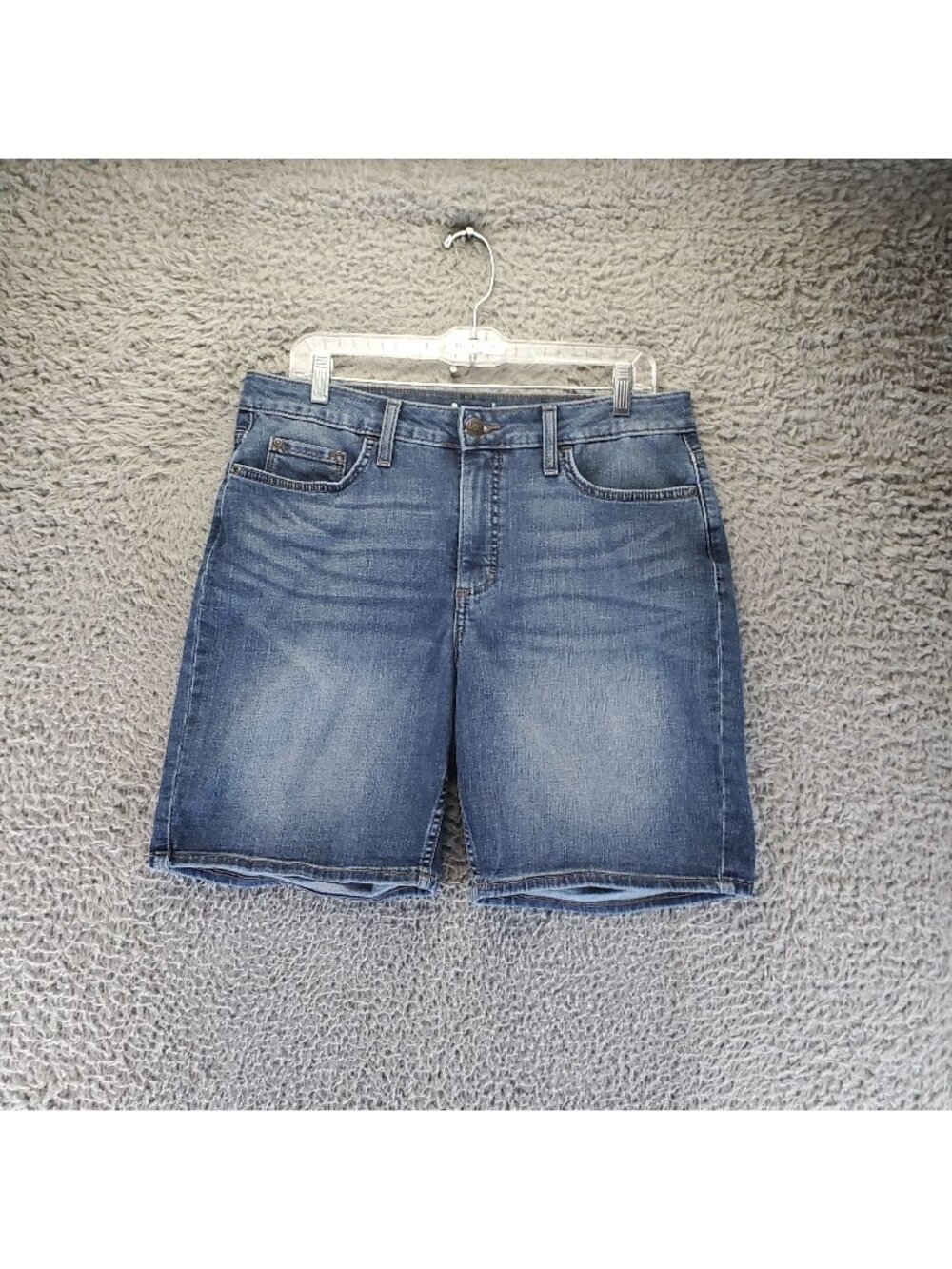 Lee Shorts Womens Size 14 Blue Bermuda Mid Rise Regular Fit Stretch Denim
